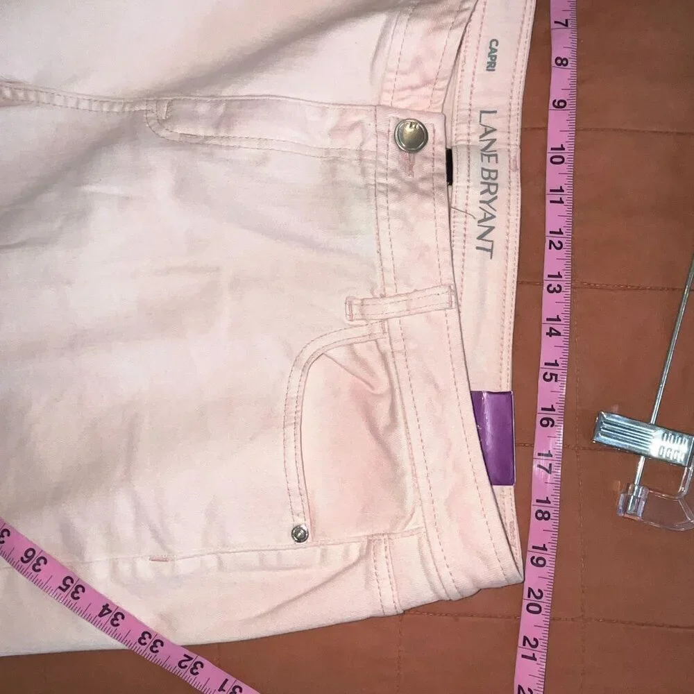 NWT Lane Bryant Pink Denim Capi With Frayed Hem Size 18